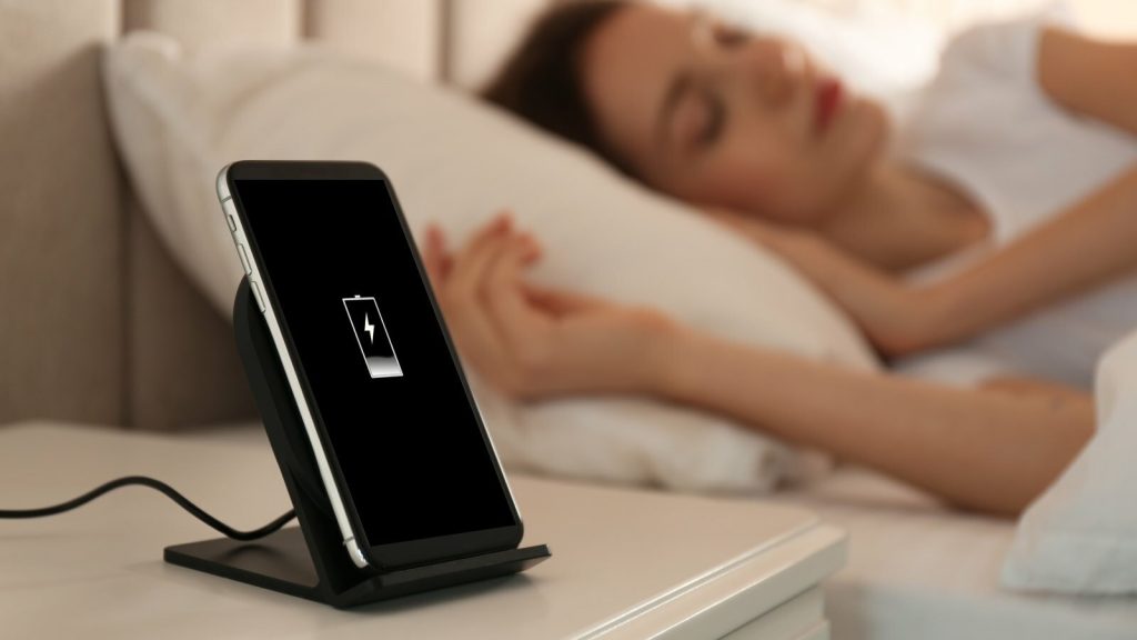 charging your phone overnight battery myths debunked 5qqp