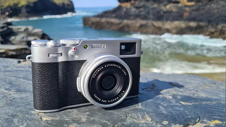 Fujifilm X100V: The Ultimate Compact Camera for Enthusiasts